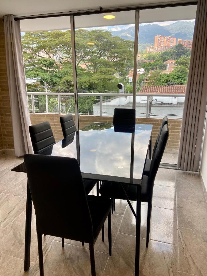 Apartamento Con Excelente Ubicacion En Envigado Ngoại thất bức ảnh